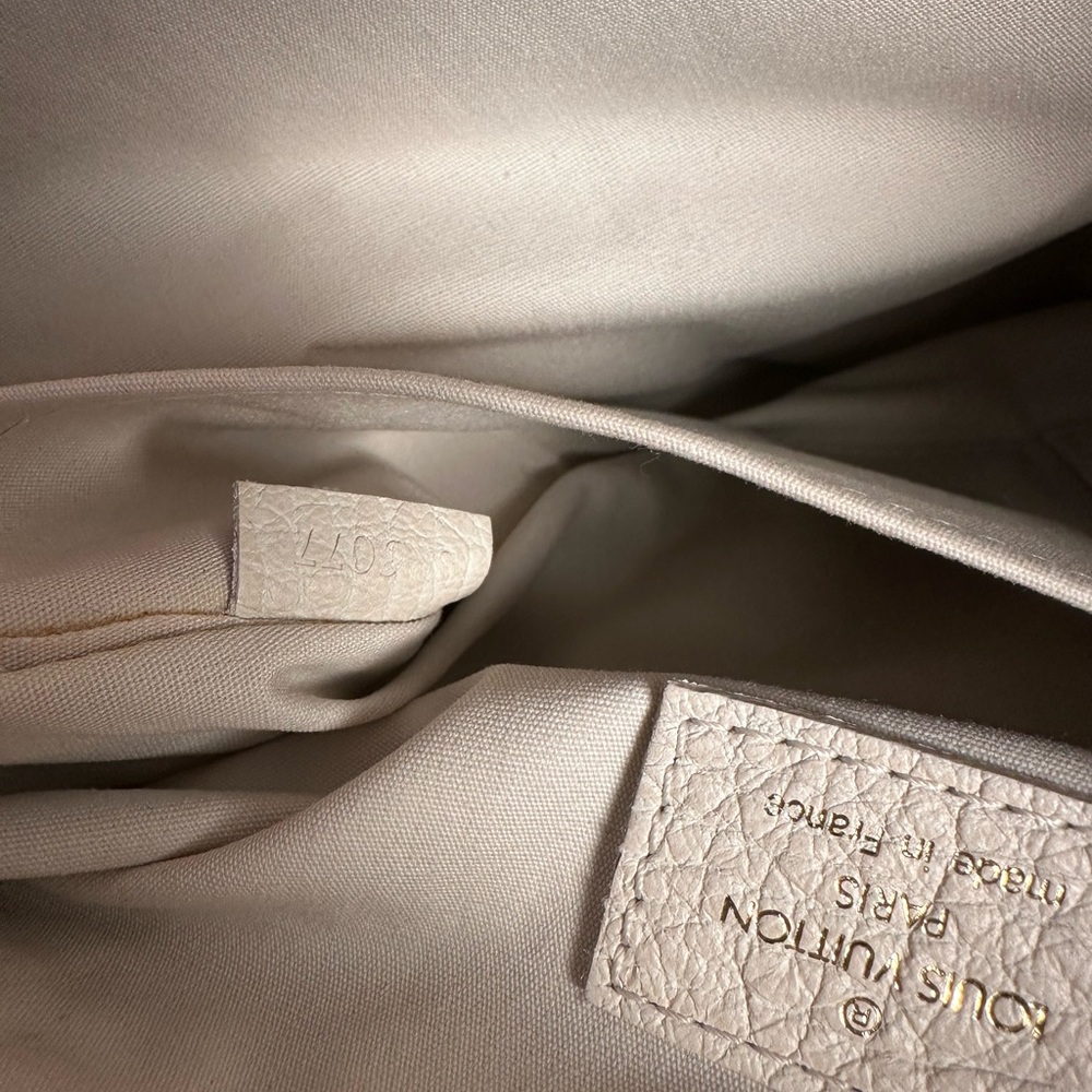 Louis Vuitton monogram crossbody and shoulder bag - Picture 10 of 14